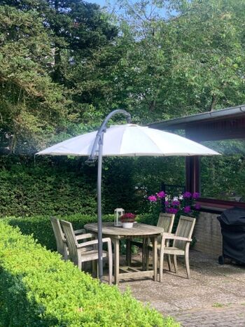 Terrasse vor dem Wintergarten