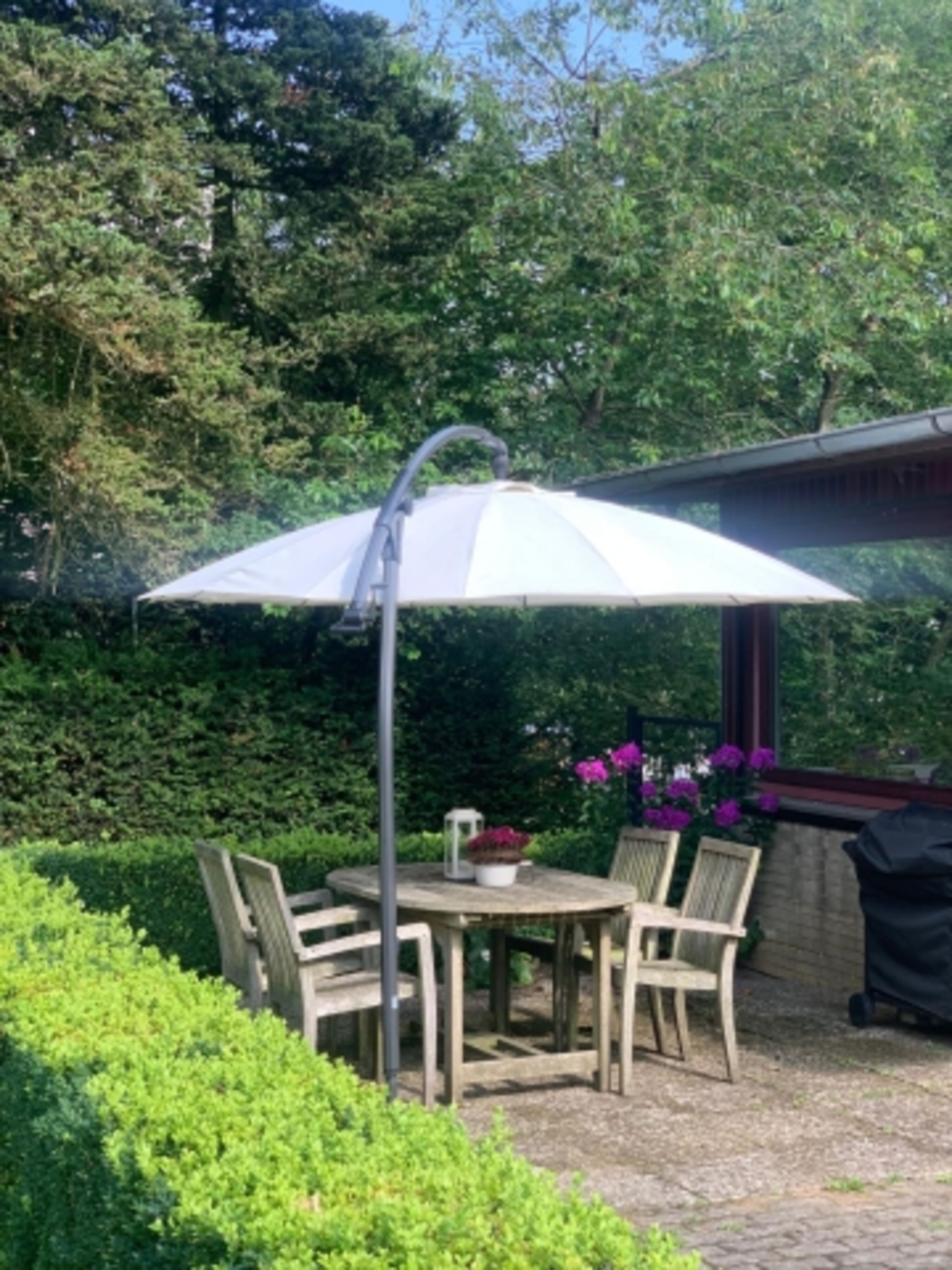 Terrasse vor dem Wintergarten