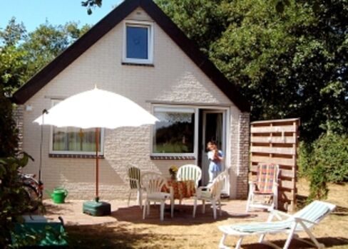 Unser Haus mit sehr guter Lage im Park 