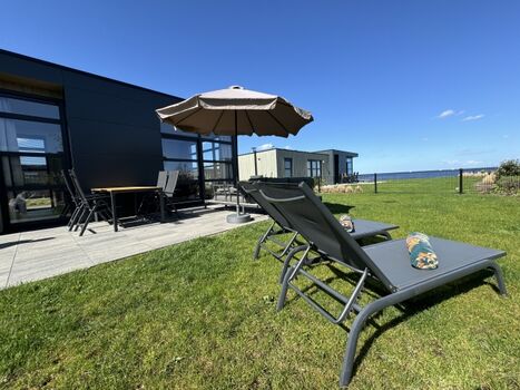 traumhafte Terrasse mit IJsselmeerblick... 