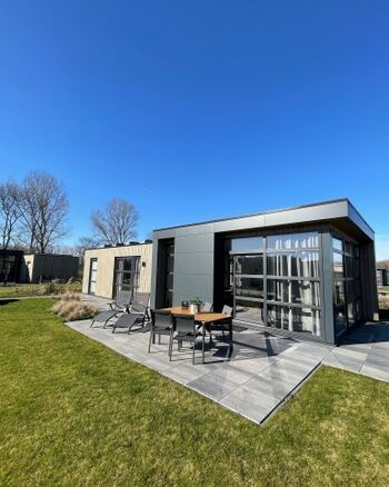 Garten, Gartenmöbel und Terrasse warten auf Euch