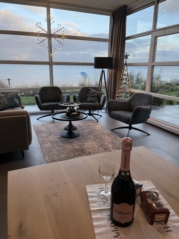 Mega-Aussicht aus dem Wohnzimmer