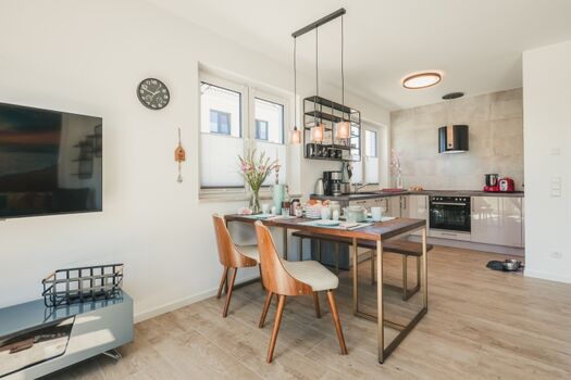 Küche mit Platz für die Futterstation