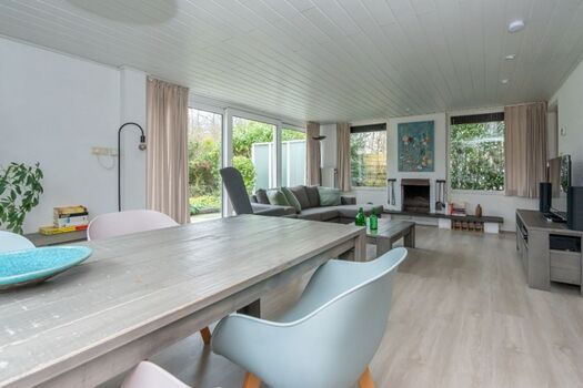 Das helle Wohnzimmer