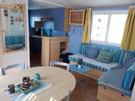 Küche und Wohnbereich