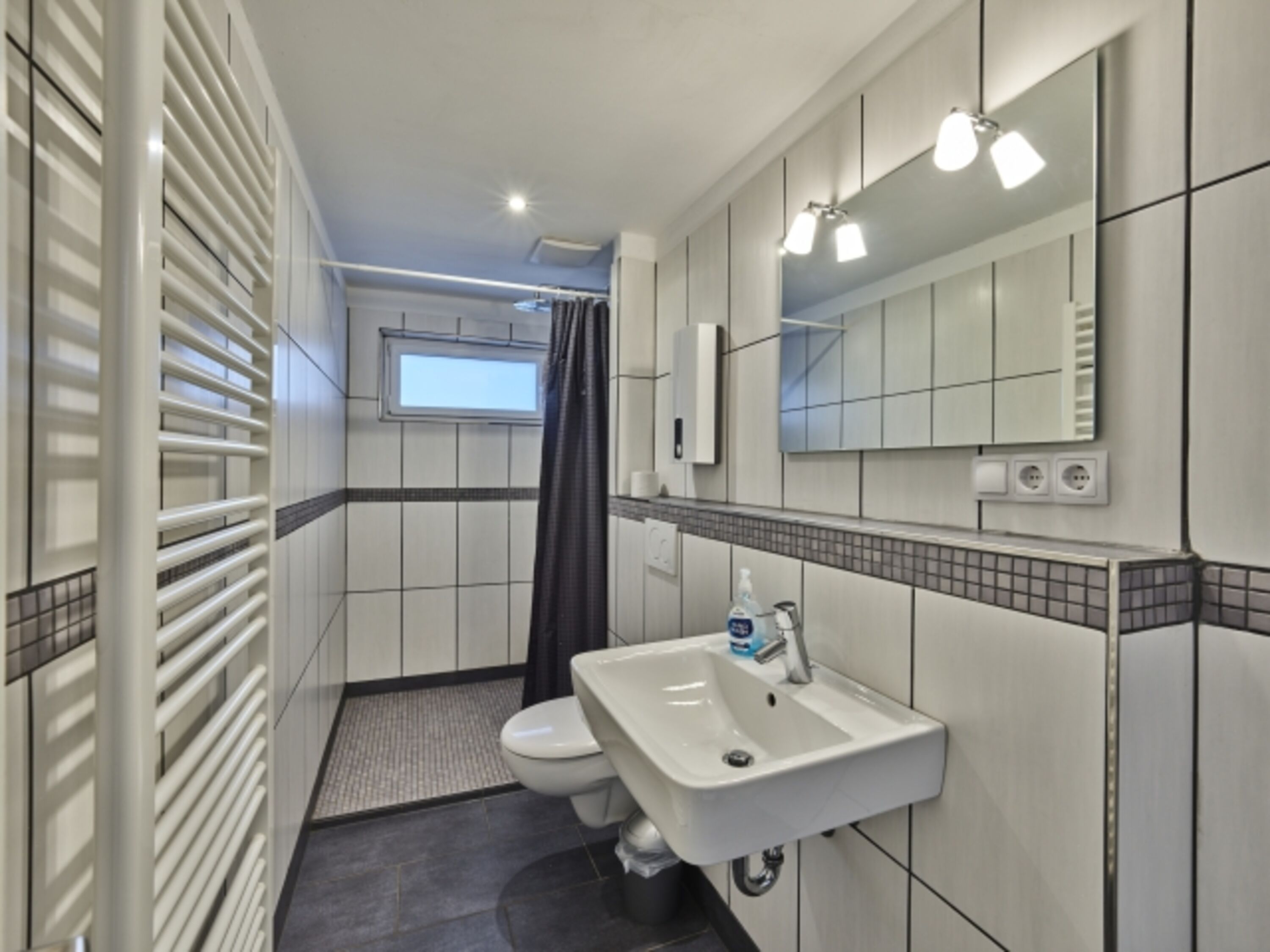Blick ins Badezimmer