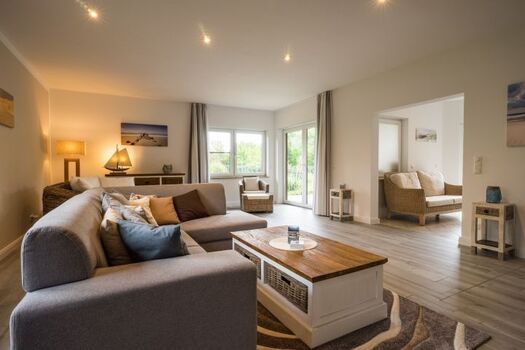 Haus Jule - Wohnzimmer mit Kamin