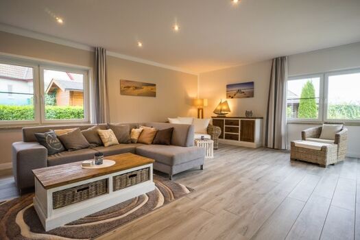 Haus Jule - Blick ins großzügige Wohnzimmer