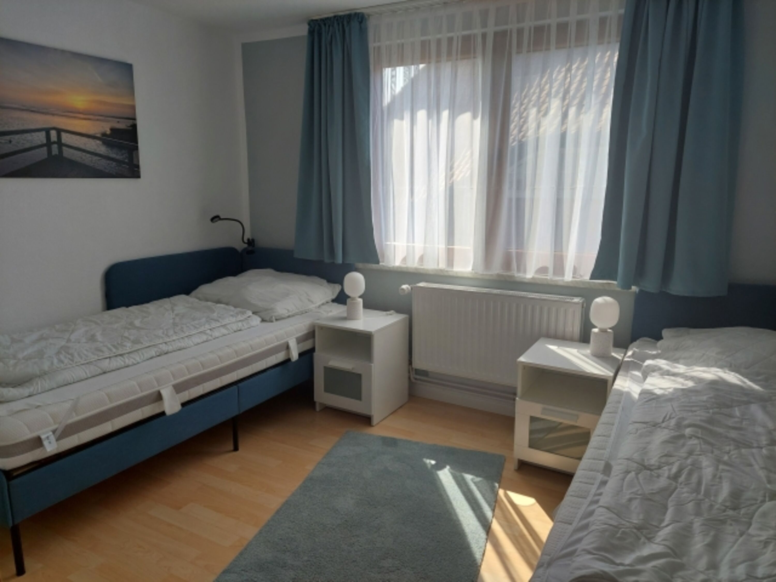Schlafzimmer mit 2 Einzelbetten