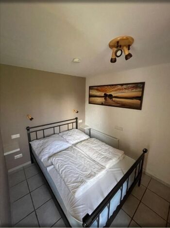 unteres Schlafzimmer 