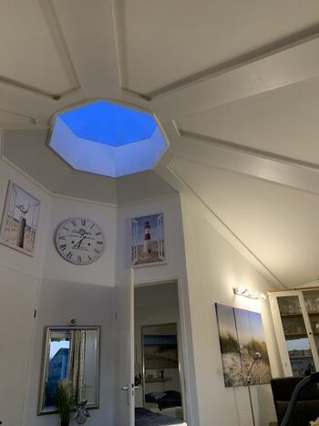 außergewöhnliche Lichtkuppel im Wohnbereich