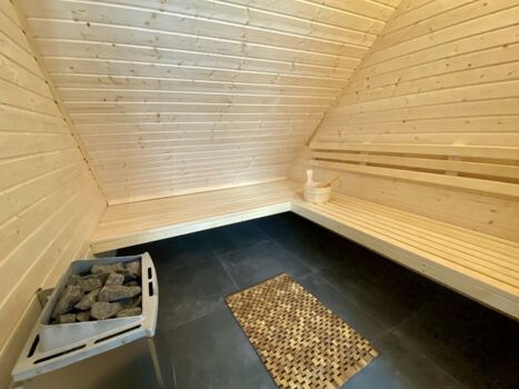 Sauna für bis zu vier Personen
