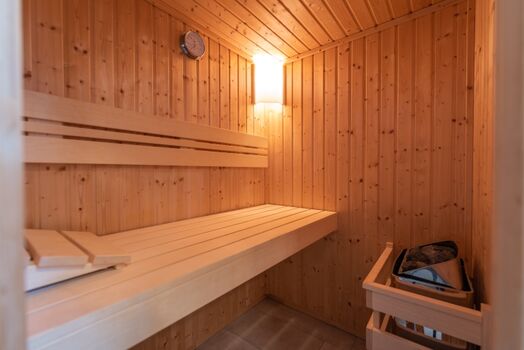 Sauna im Erdgeschoss