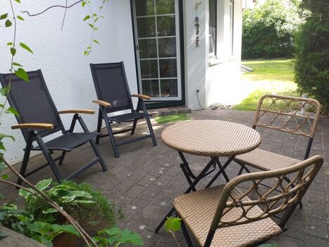 Terrasse mit Hundekette