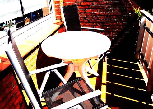 sonnendurchfluteter Balkon