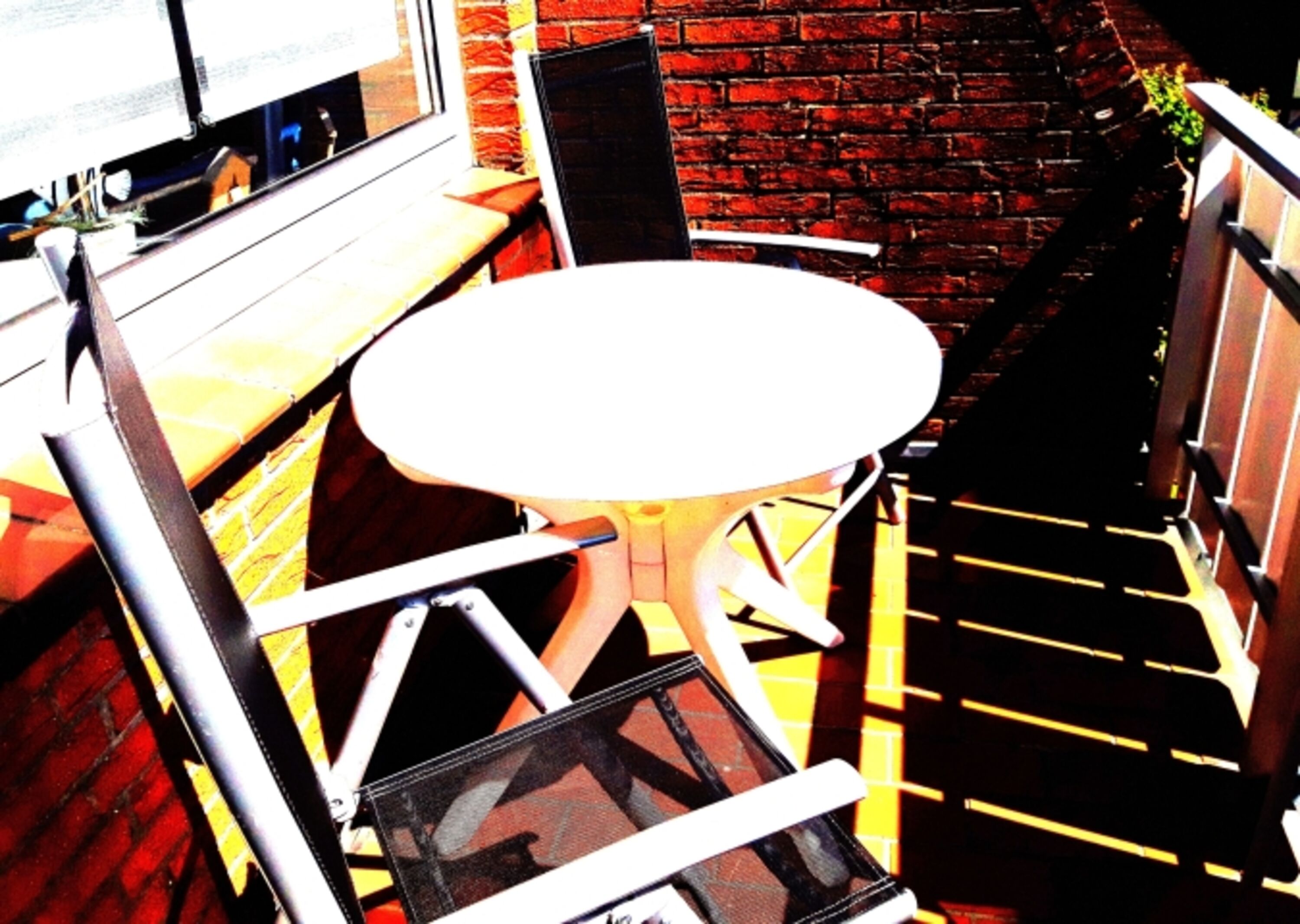 sonnendurchfluteter Balkon