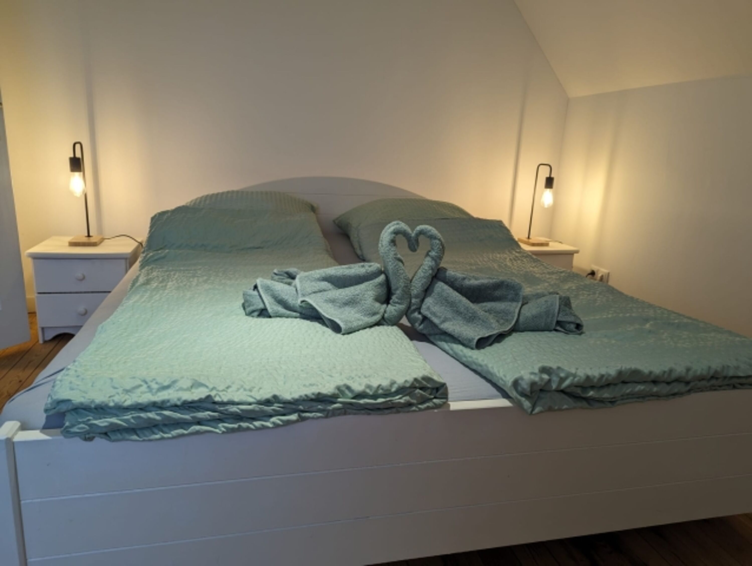 Schlafzimmer 2