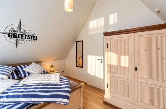 Schlafzimmer 1 OG