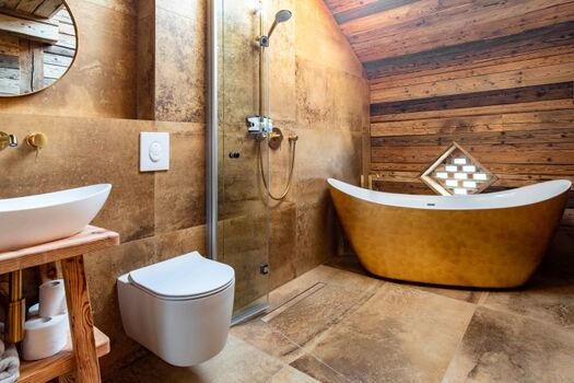 Bad "Goldenes Chalet"