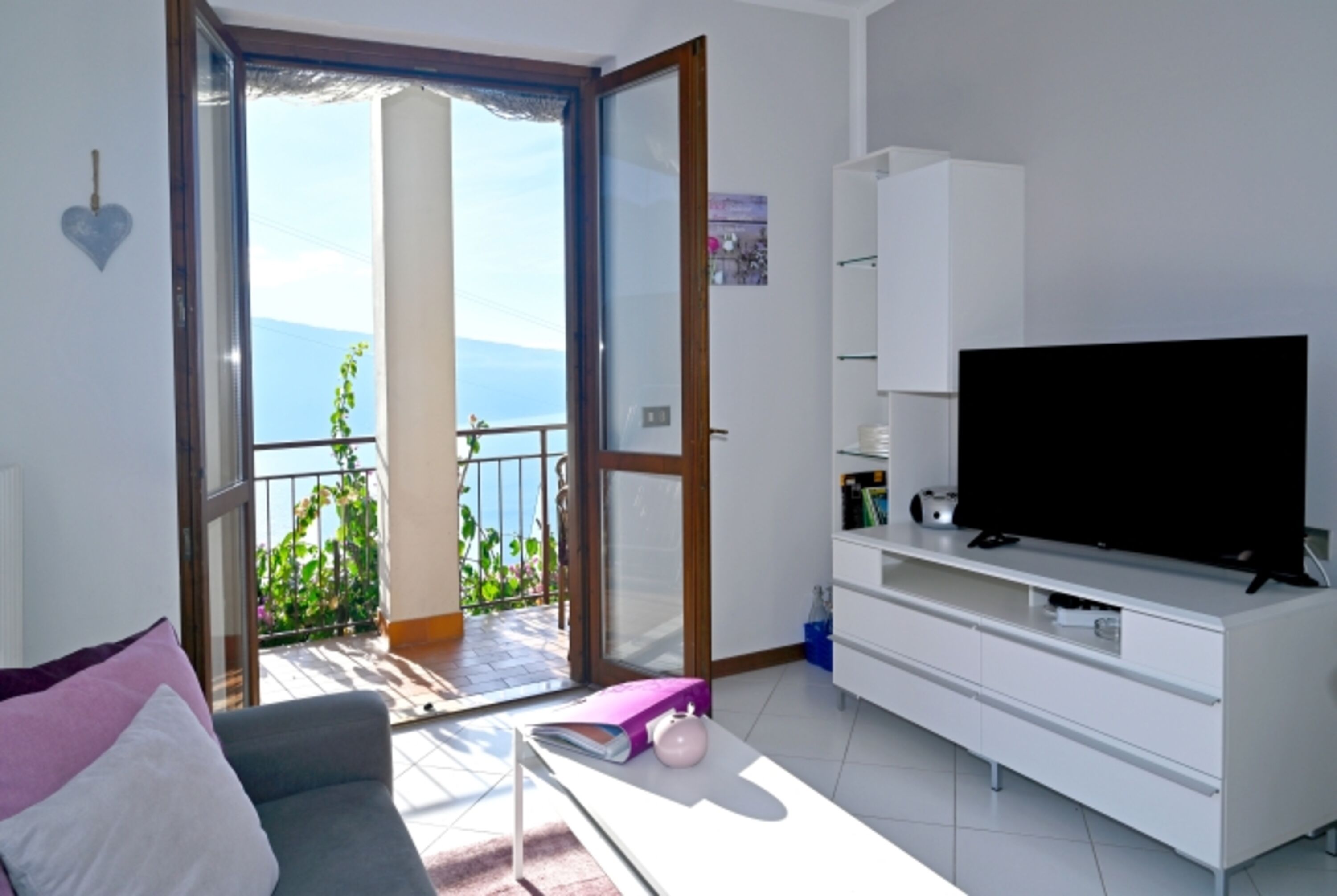 Seeblick vom Sofa