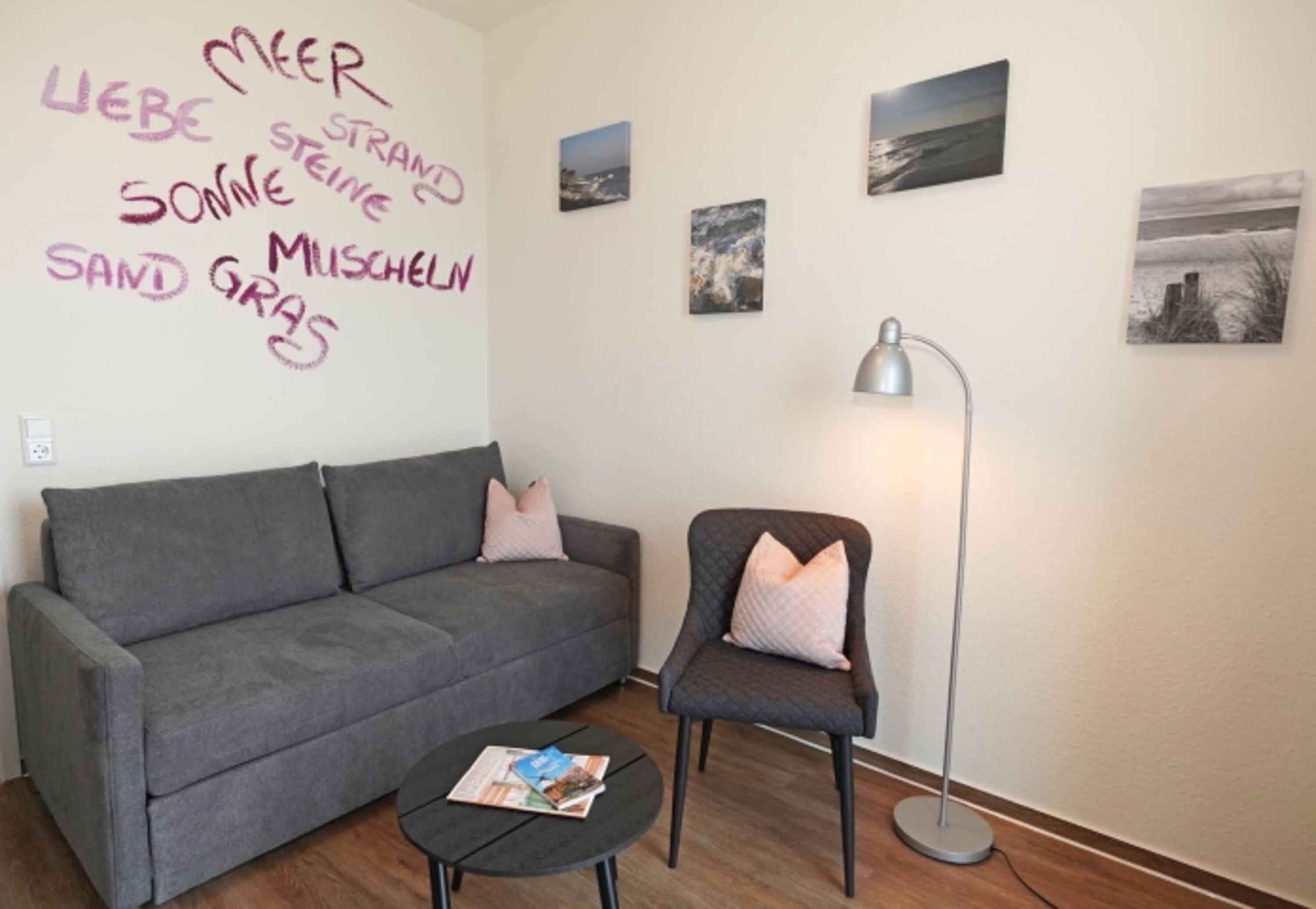 2. Schlafzimmer mit Schlafcouch