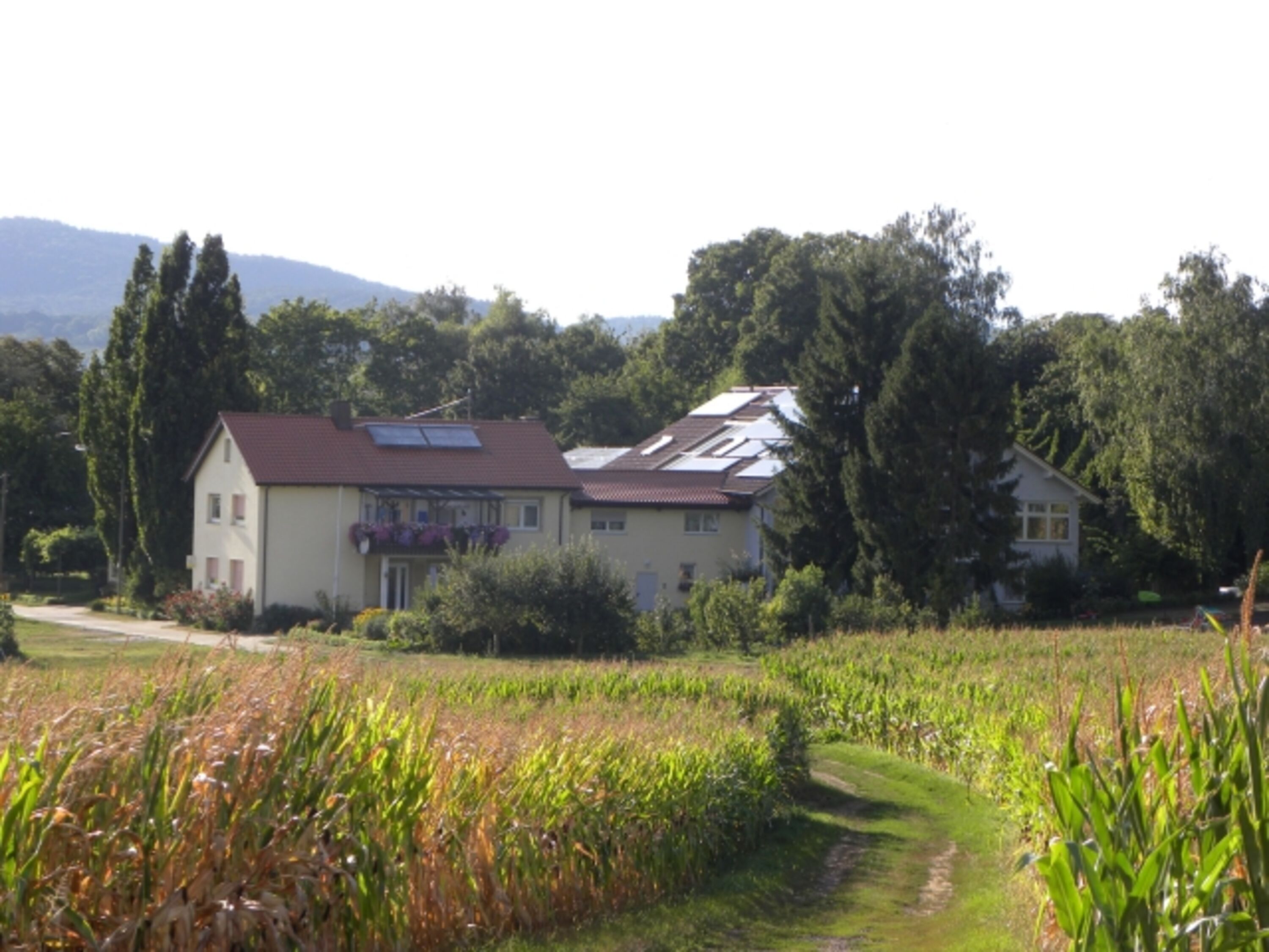 Ehemaliger Aussiedlerhof ganz im Grünen