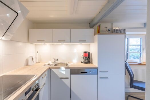 Räidehus - Moderne kleine Küche mit allem Komfort 