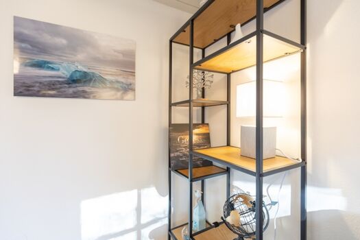 Räidehus - Modernes Mobiliar