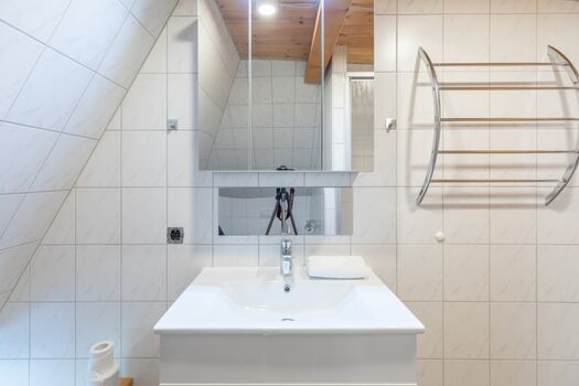 Räidehus -Duschbad im Obergeschoss 