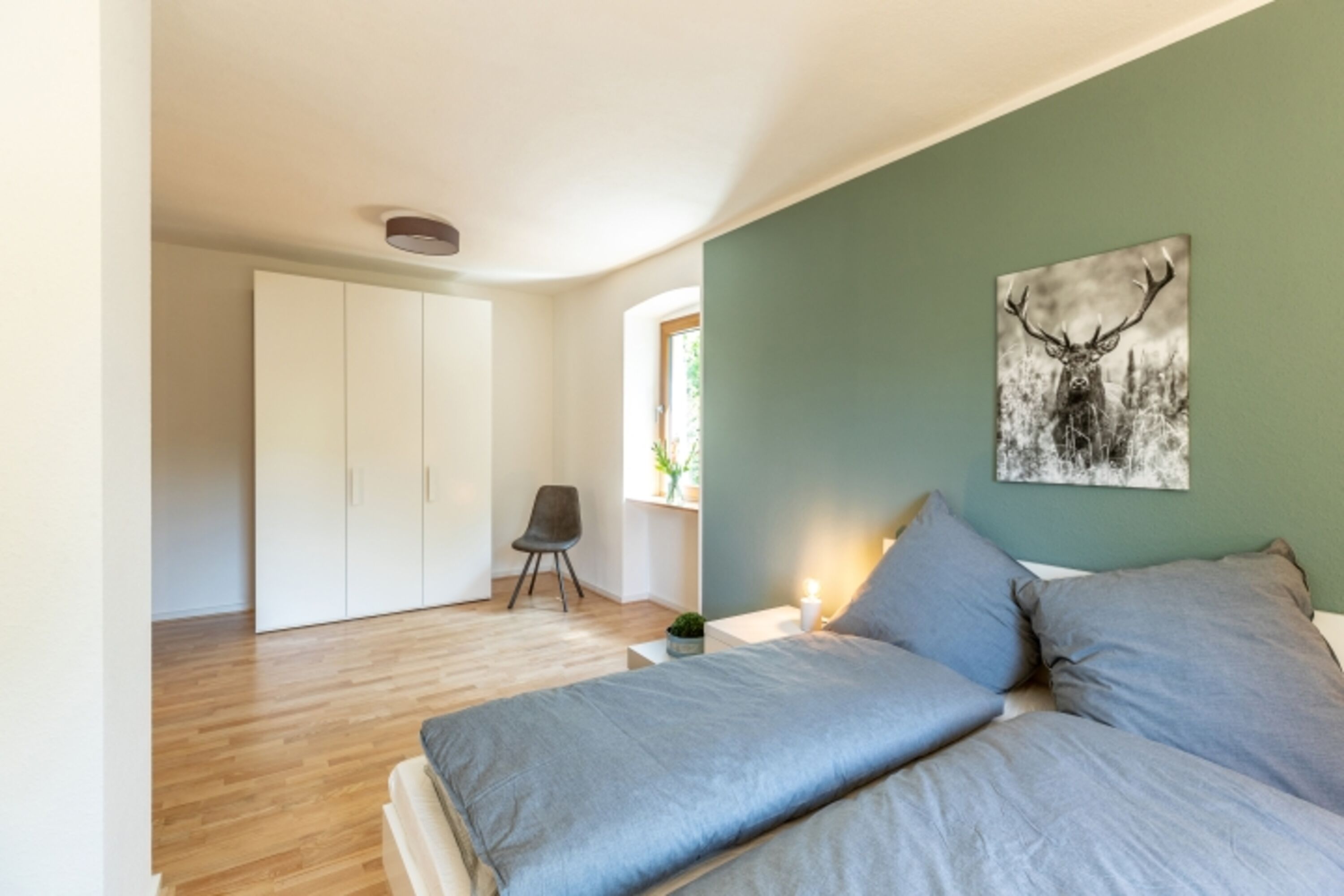 Schlafzimmer mit TV