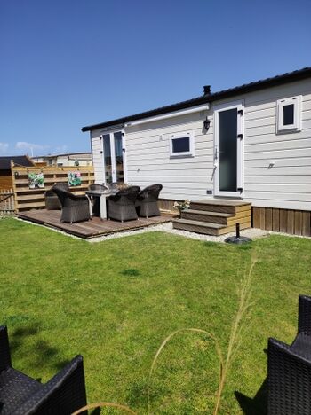 "Ihr eigener Garten ..... eingezäunt"