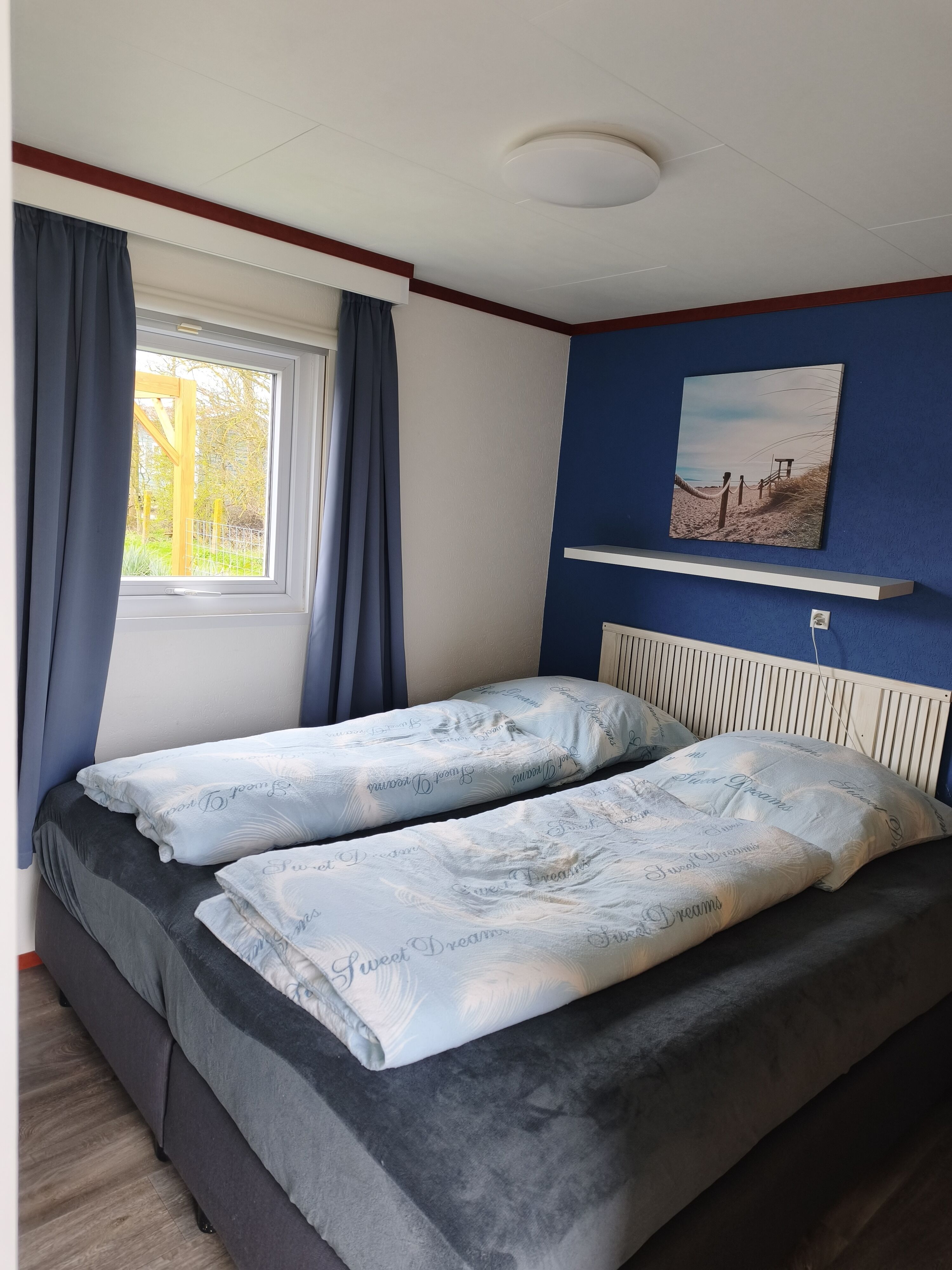 Schlafzimmer 1,80 x 2 m Boxspringbett