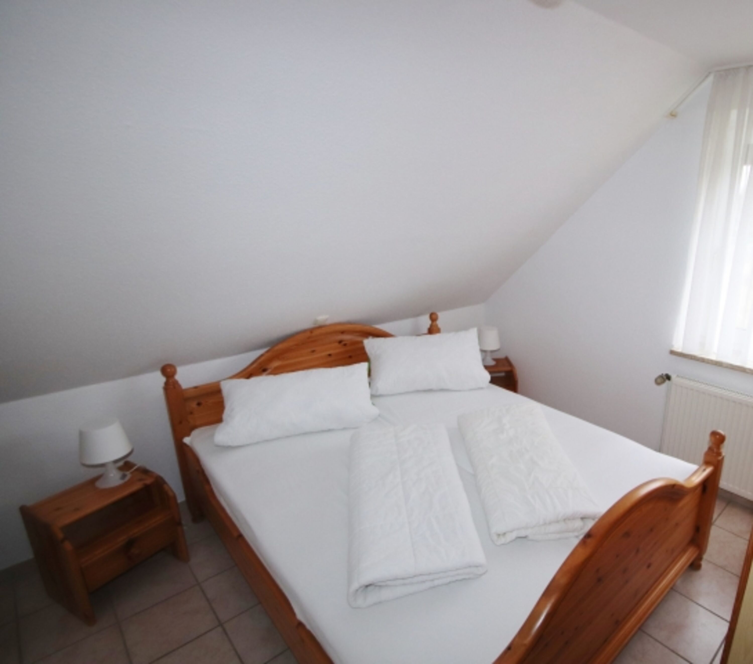 Schlafraum mit Doppelbett 160 x 200