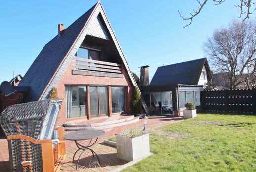 Aussenansicht vom Garten aus