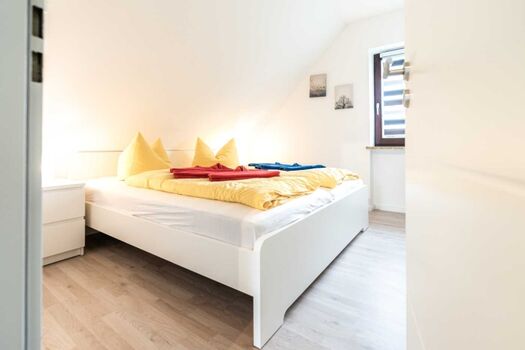 Schlafraum 1 mit Doppelbett