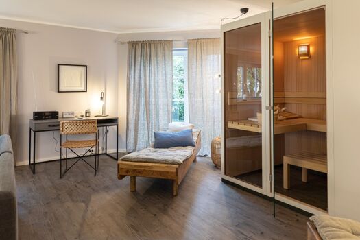 Integrierte Sauna im Wohnzimmer – Wellness direkt im Wohnbereich