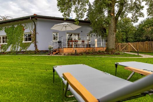 In einem separaten Flügel eines Hauses liegt diese exklusive Ferienwohnung mit eigenem Eingang