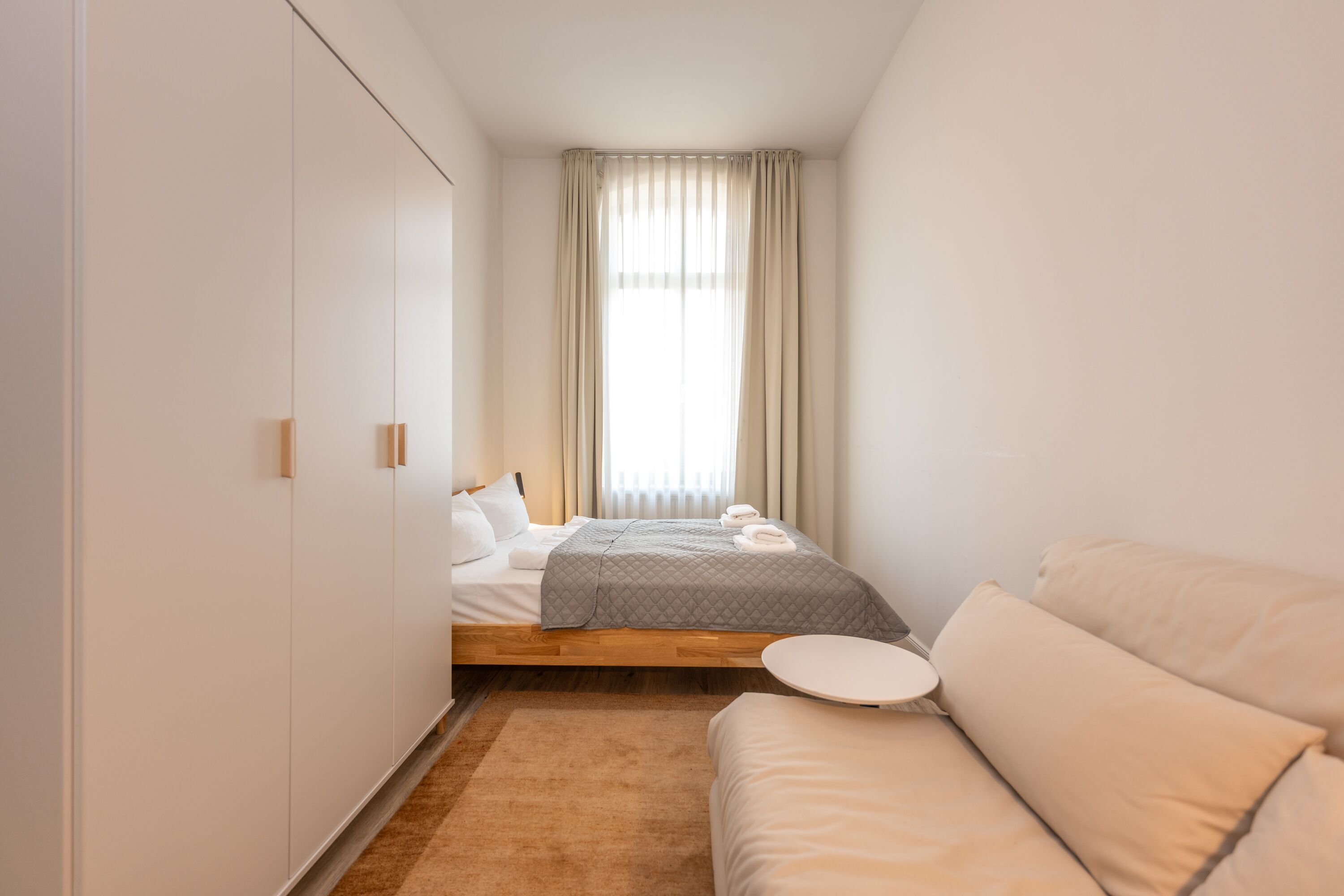Schlafzimmer 2 mit Doppelbett