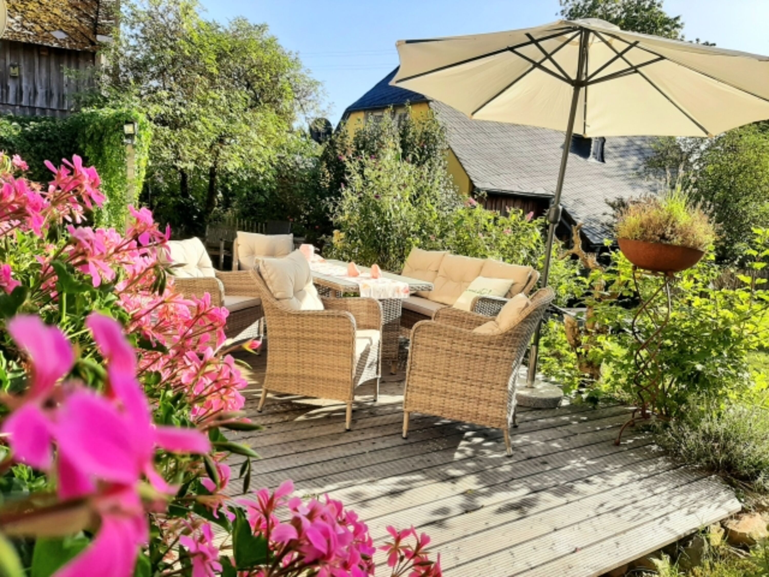 Terrasse mit Loungemöbel