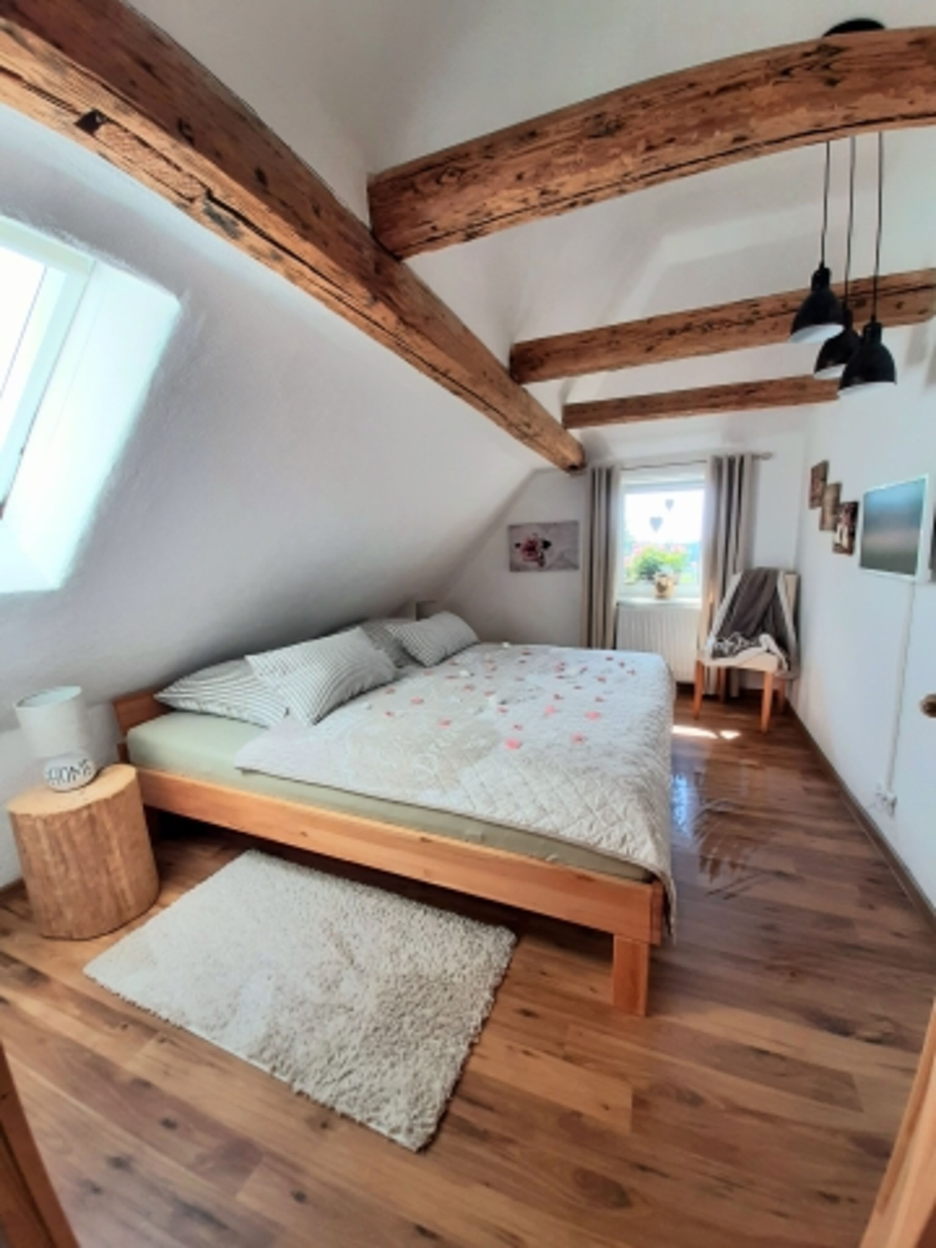 Schlafzimmer mit TV