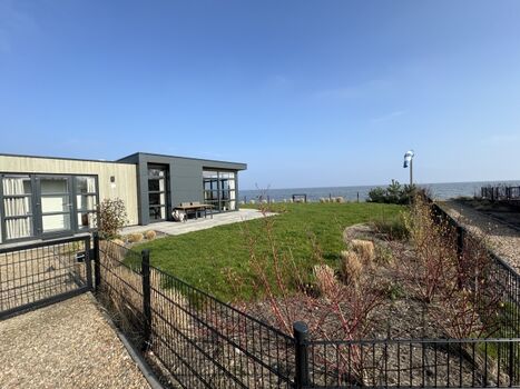 Premium-Chalet Erste Reihe am Wasser