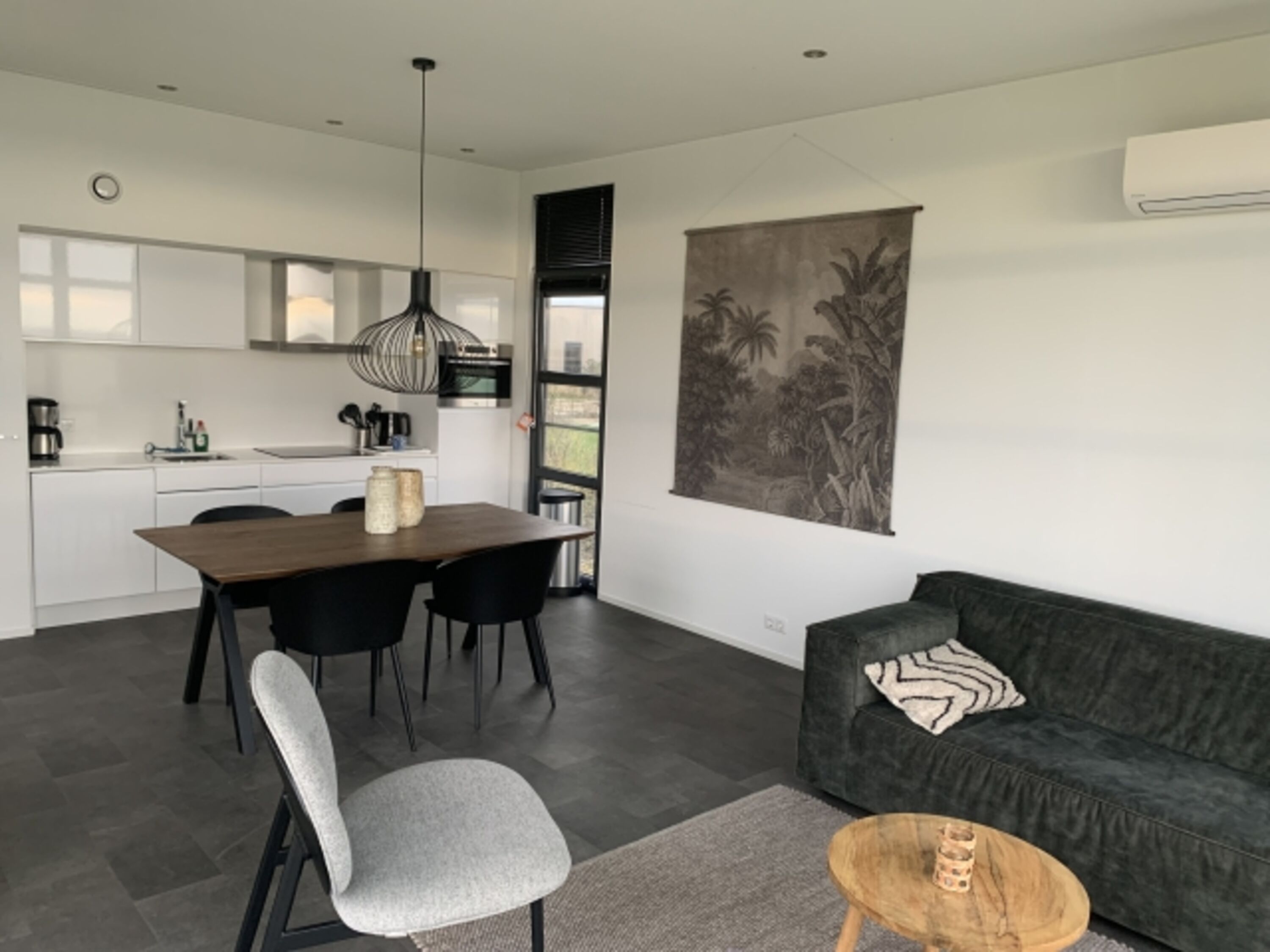 Wohnzimmer und Küche