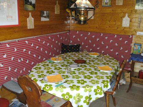 Küchentisch mit Eckbank