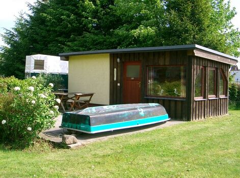 Sauna mit Dusche, Terrasse, Relexliegen
