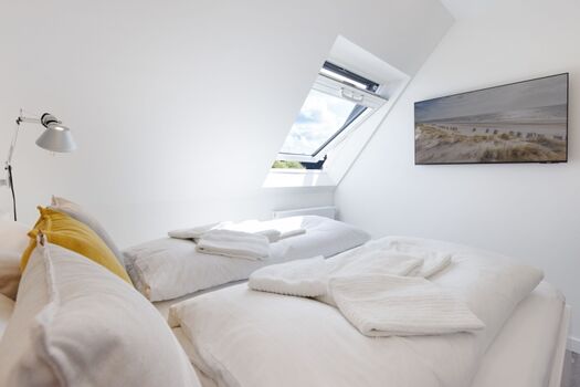 Schlafzimmer zwei im 1 OG