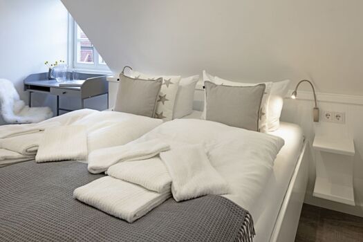 Schlafzimmer eins im 1 OG