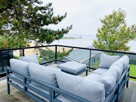 Dachterrasse mit Strand-See-Blick 