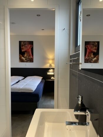 ...en suite zwischen den Schlafzimmern