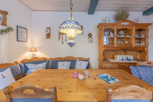 Reetkate Oldersbek - Die Sitzecke ist der Treffpunkt für die ganze Familie 