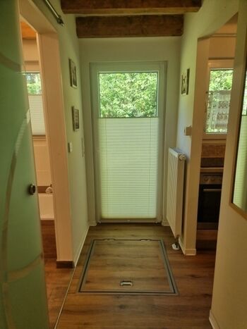 Flur zu Küche und Bad 